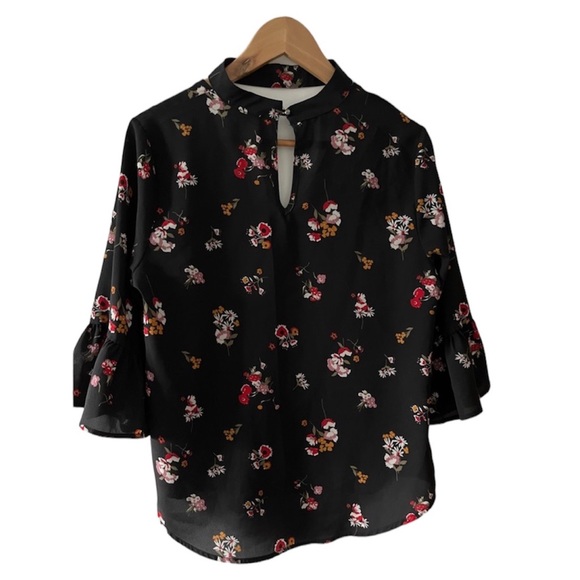 Meraki floral v neck woman’s blouse with choker. 3/4 length bell sleeves size L - Picture 2 of 11